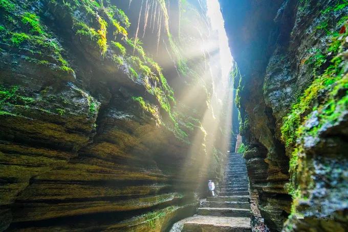 恩施，凭什么持续美哭全国，惊艳世界？