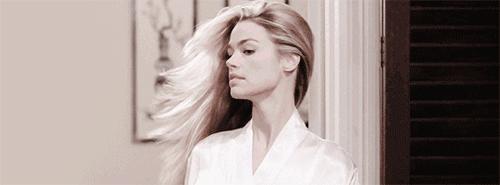 脱发严重但是头发还是很浓密,脱发头发油腻怎么办