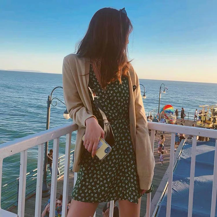 束脚9分哈伦裤适合什么腿型,气质灰条绒收腿小哈伦裤