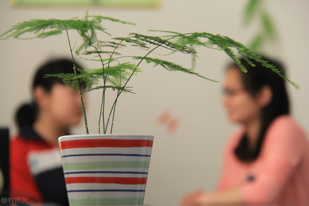 学生如果有自杀倾向,我们该如何进行干预?