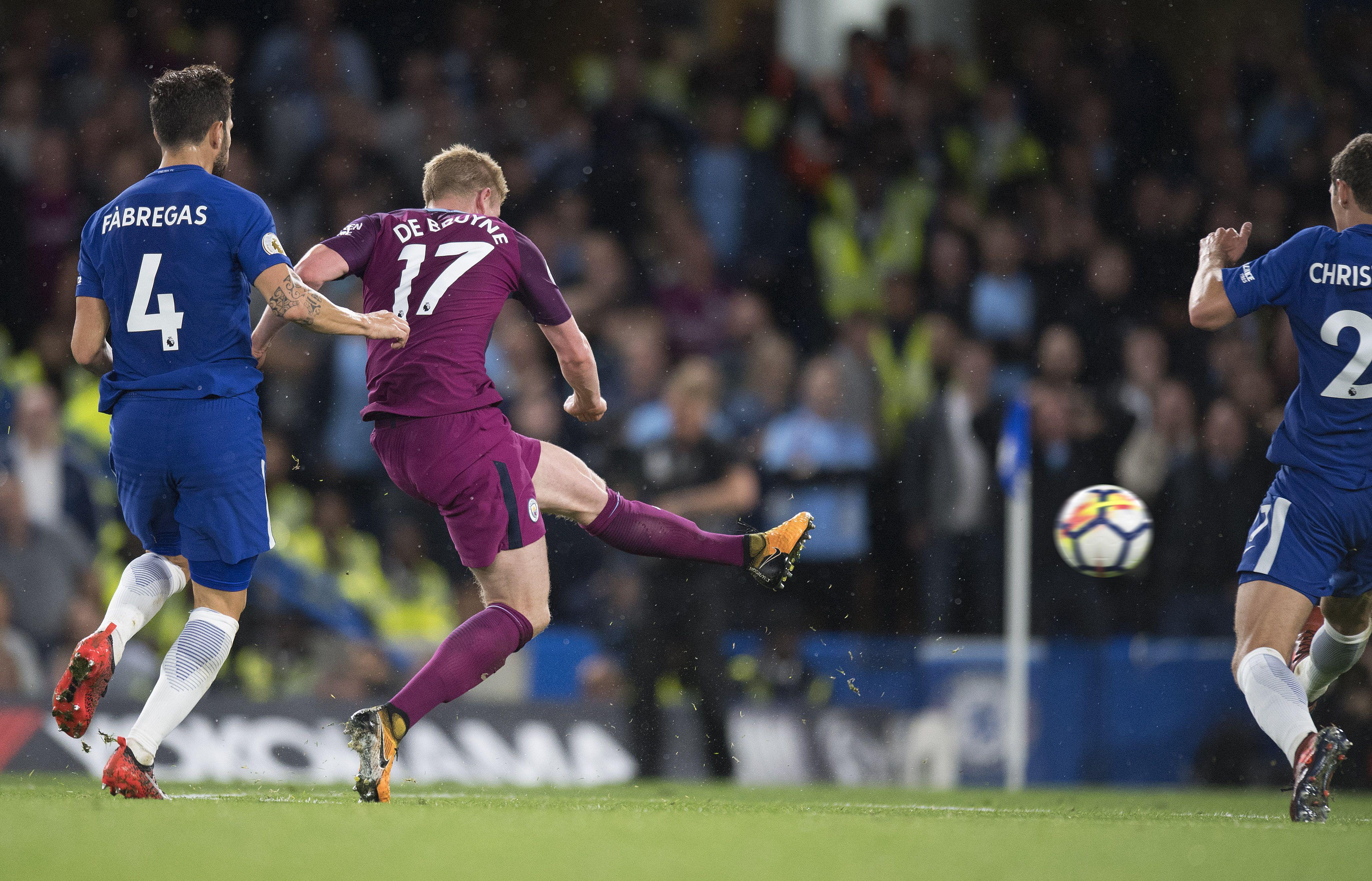 被寄养家庭抛弃被队友戴绿帽好友因自己去世世界顶级前腰德布劳内