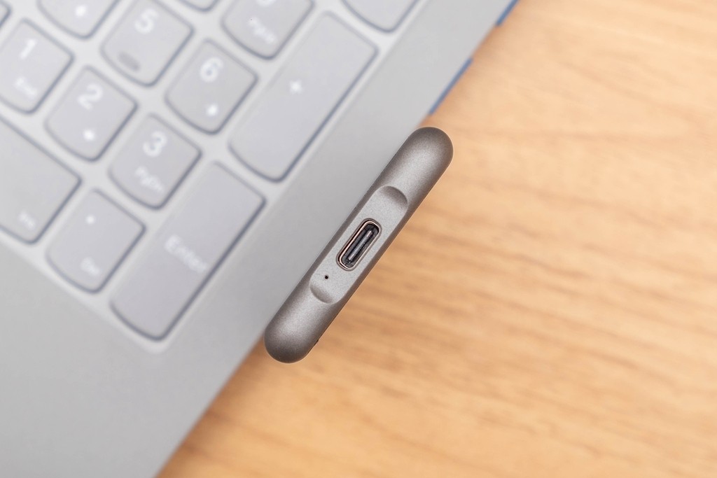 爱国者固态移动硬盘s7测评,爱国者固态硬盘s7和s7pro区别