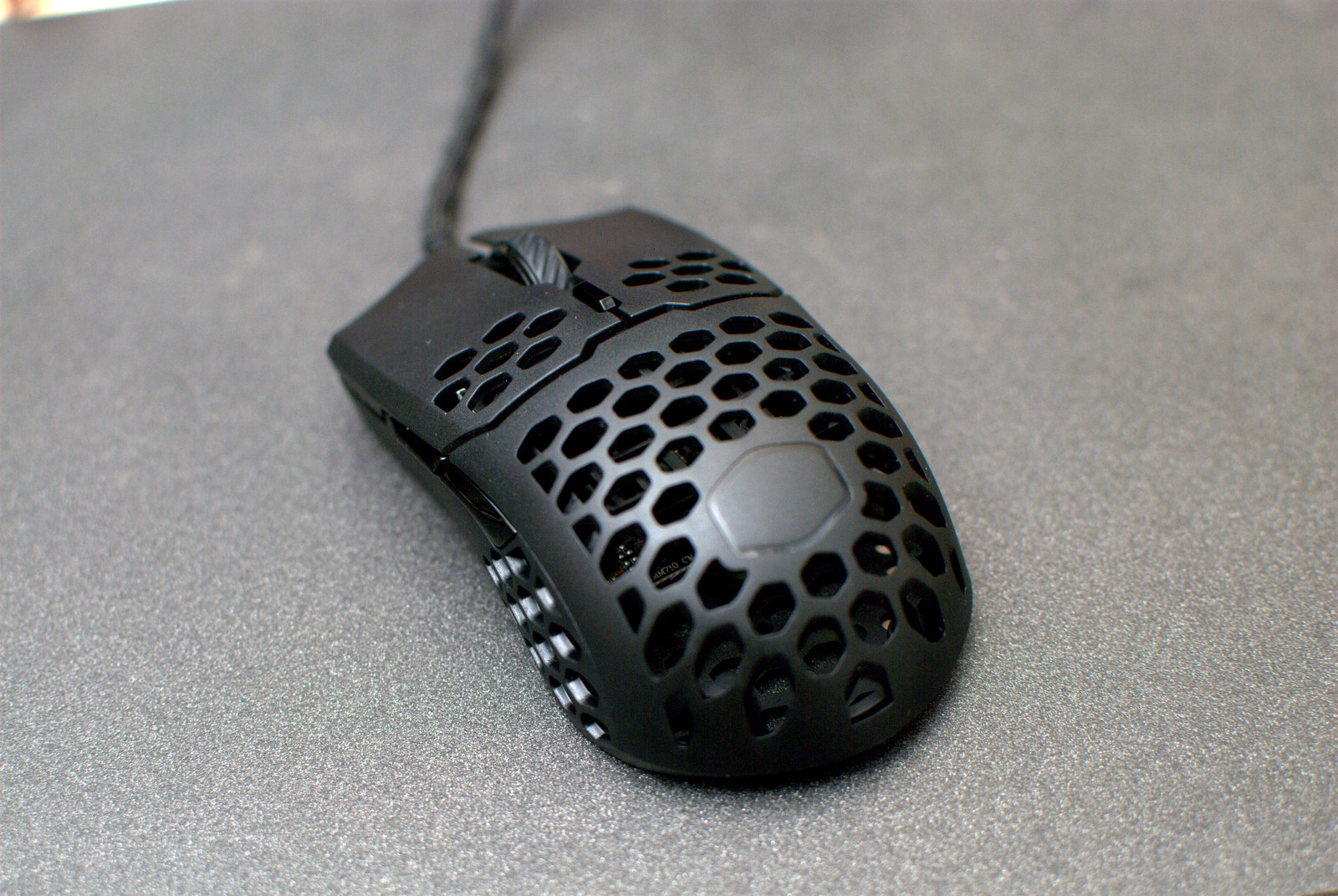 酷冷至尊鼠标mm710评测,酷冷至尊鼠标mm711和710