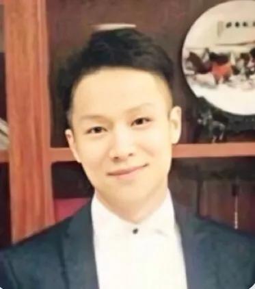 亨利音乐馆张哲轩,采访亨利中文纪录片