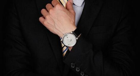 怎么问男神生日要什么礼物,给男神送礼物应该说什么