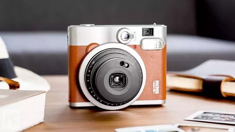 徕卡x1换皮,徕卡q2怎么换皮