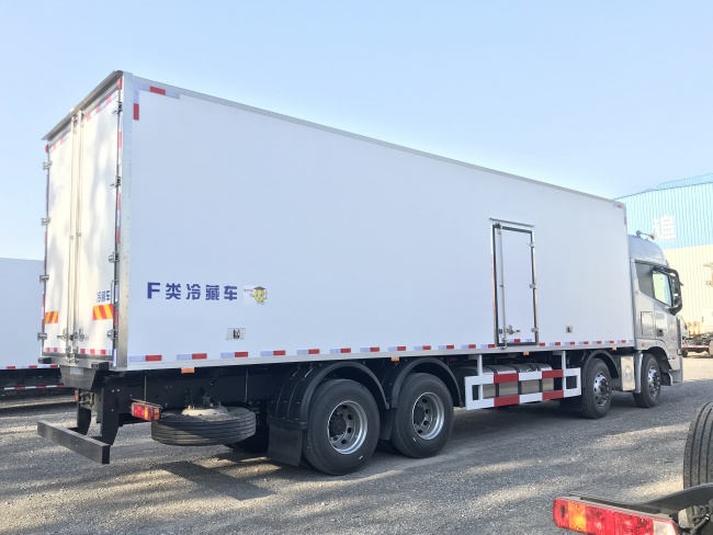 开冷藏车能赚多少钱一个月,新手开冷藏车怎么入行