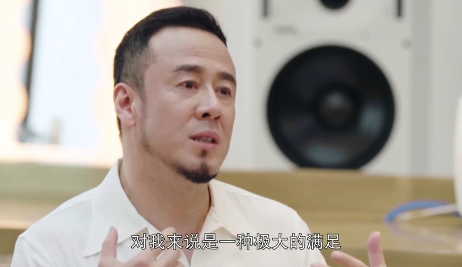 杨坤悲惨的成名经历,杨坤成名前演出
