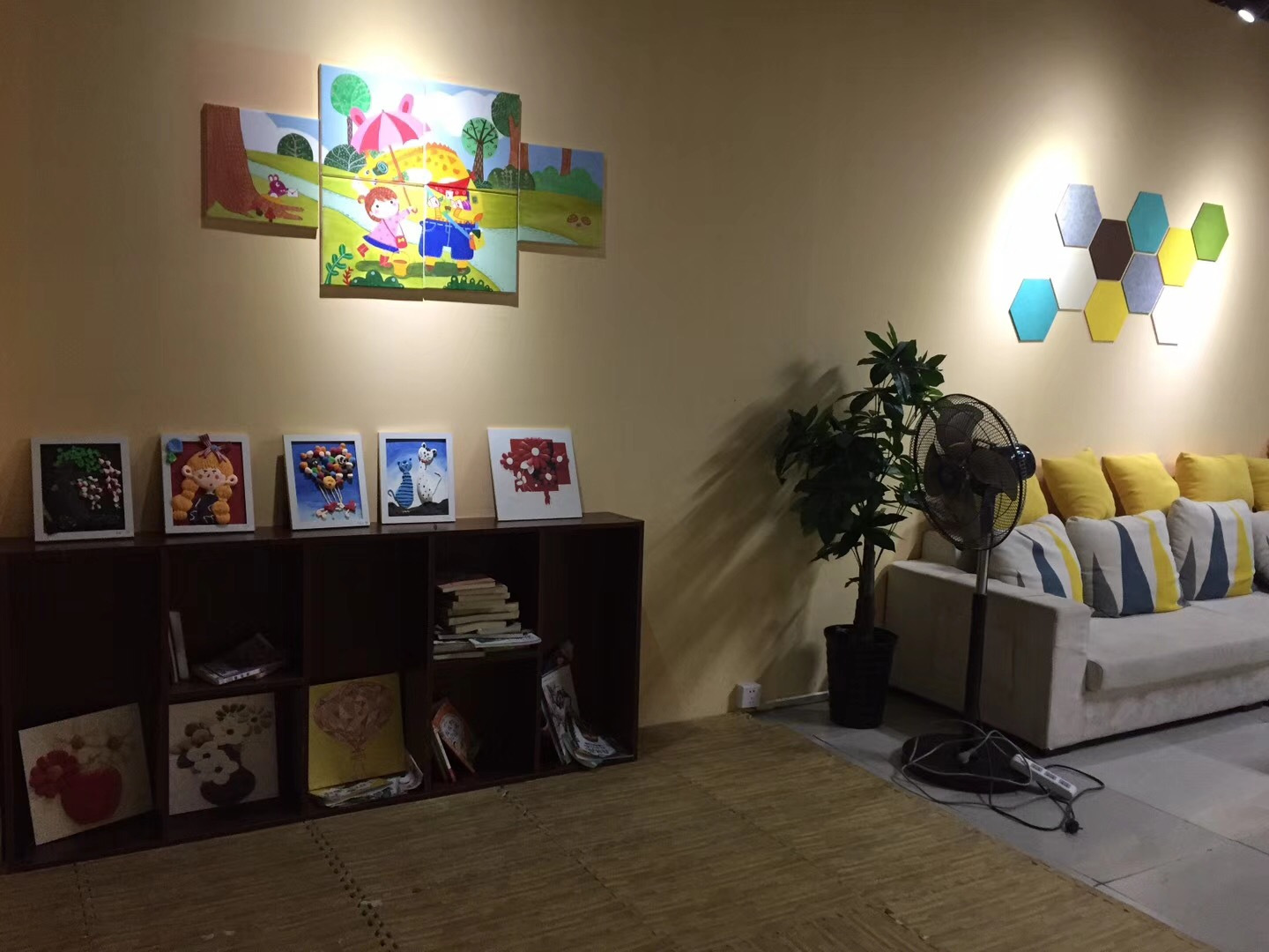 开平市教育城补习托管绘画舞蹈机器人跆拳道校外素质教育