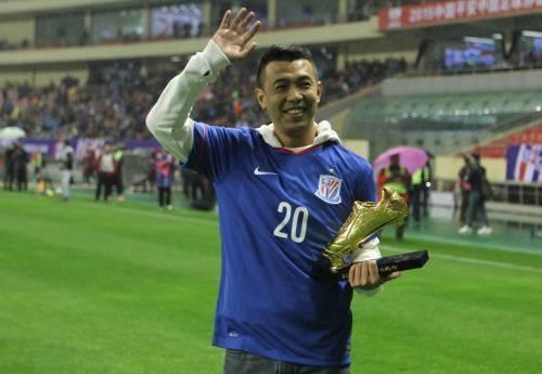 国足徐亮照片,足球球员徐亮个人简历