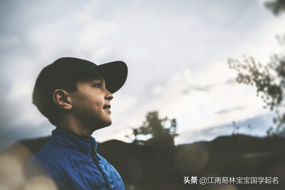 鼠年赵姓男孩名字大全及寓意,鼠年钟姓男孩起名高端大气名字