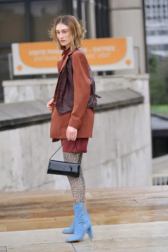 Jennie的马甲原来是学Kate Moss啊