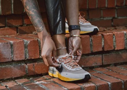 Sacai平替！耐克复古跑鞋曝光，价格便宜颜值超高，太心动了