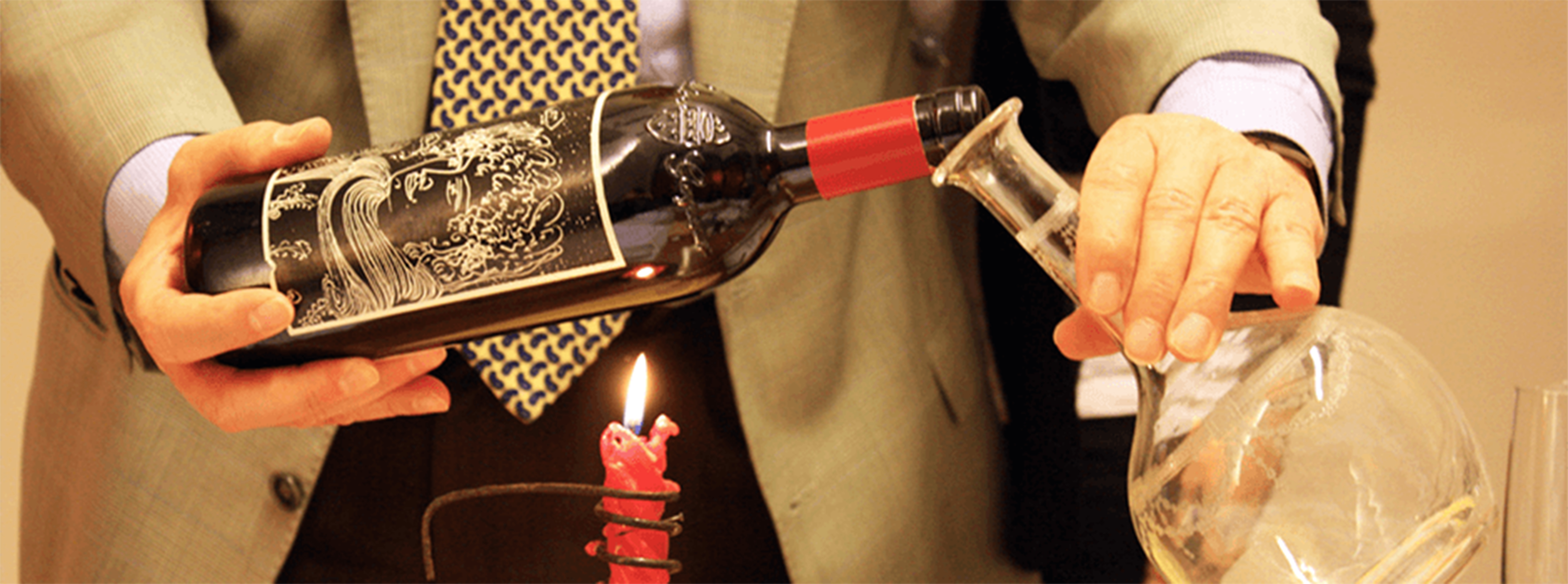 可以长期储存的葡萄酒有哪些标志,储存的酒中途可以打开吗