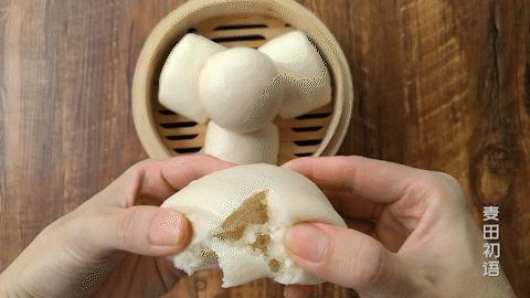 香味十足的奶香馒头，超级松软有弹性，不坑洼不缩皱的秘密都在这