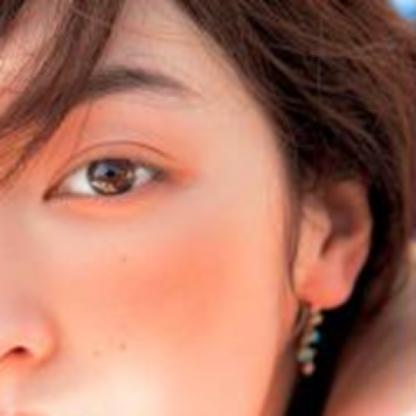 一支口红怎么才能化全妆,如何用一支口红化全妆