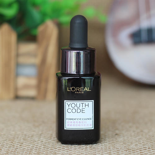 兰蔻小黑瓶肌底液和精华液的区别,肌底液和精华液爽肤水的区别