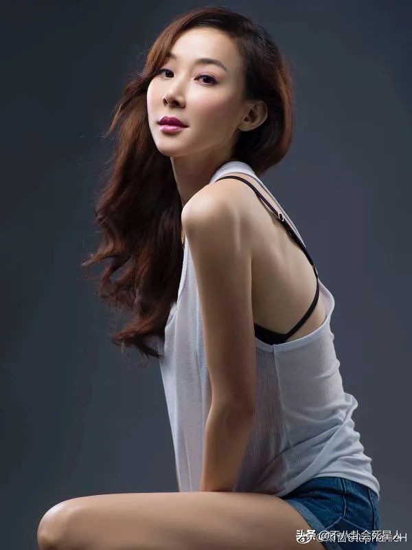 女星变老像蔡明,脸变僵的明星