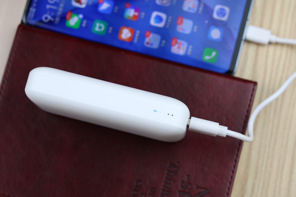 aigo充电宝大容量20000快充,aigoa10s充电宝