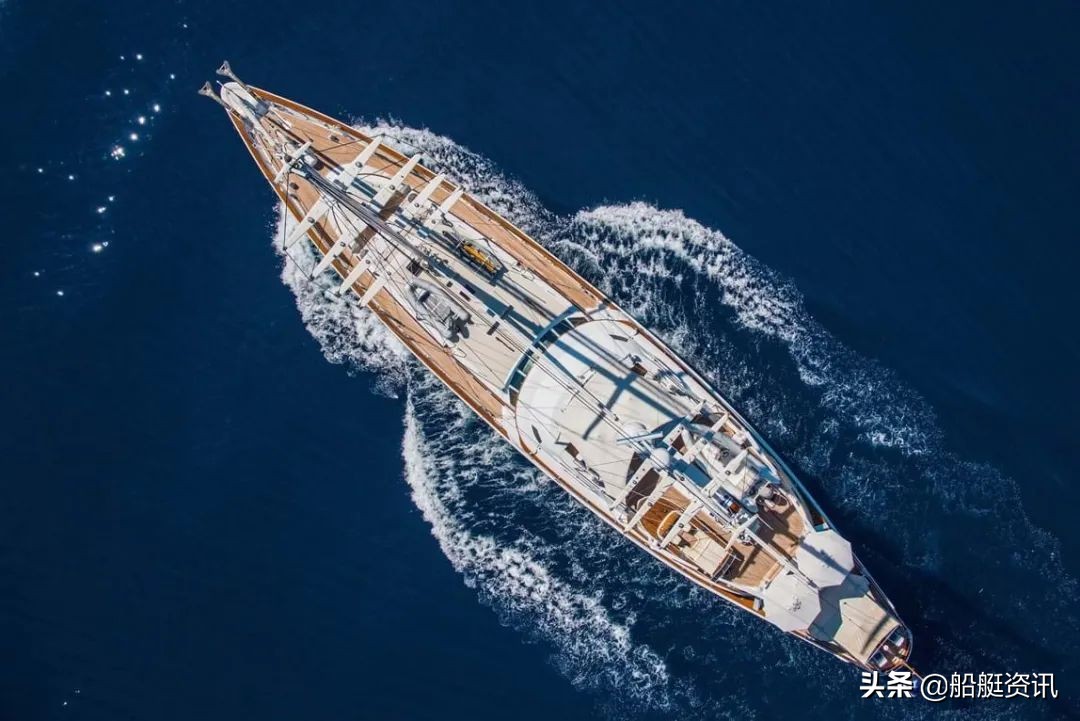 日本天皇号列车,天皇号轰炸机