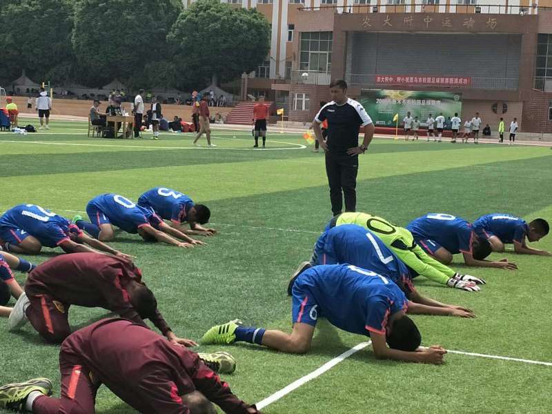 2015新疆乌鲁木齐校园足球比赛,沙区校园足球联赛比赛视频
