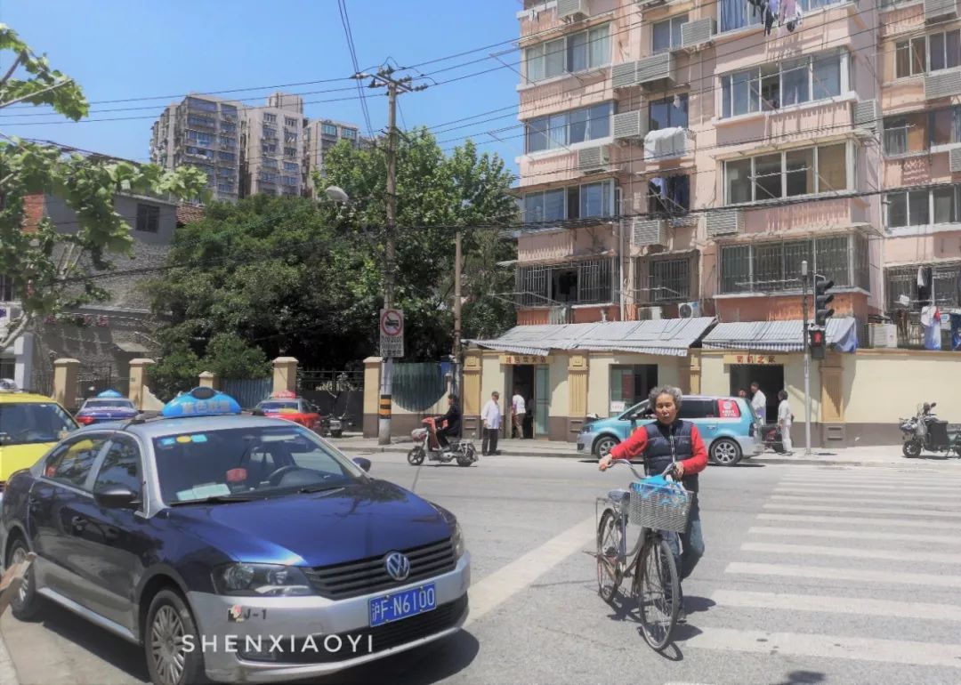 探访200家店总结出网红店5大套路,探访5平方店面