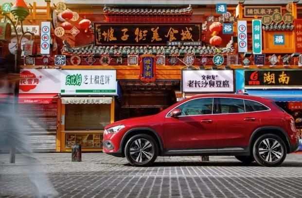 试驾全新gla好开不,试驾奔驰GLAAMG