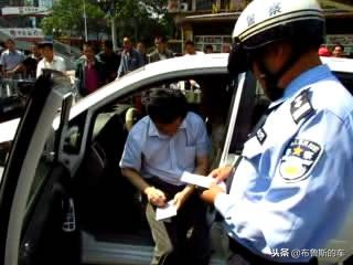 发生交通事故车辆被扣怎么取回,事故被交警扣车怎么快速取回