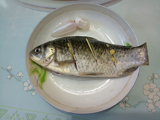 蒸鱼怎么蒸去腥又好吃,蒸鱼的正确方法不用油