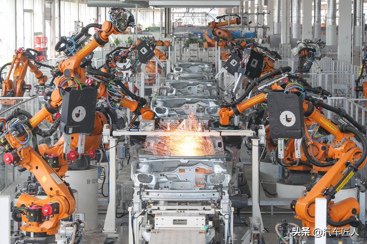 恒大车标,恒大汽车发布恒驰车标寓意