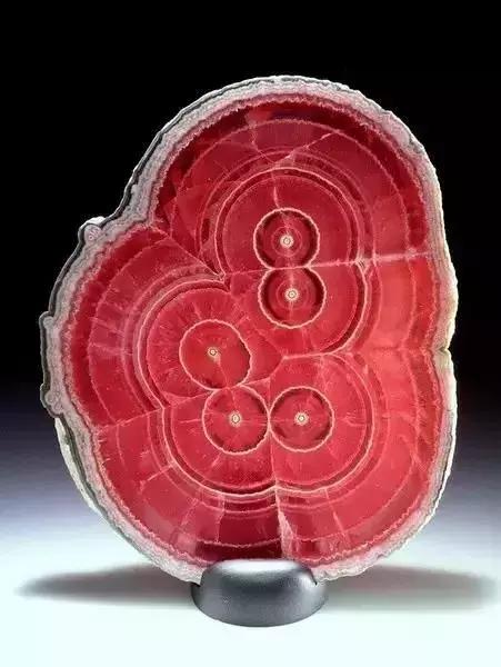 世界上令自己眸生情,见到后再也不爱别人的51个丽人