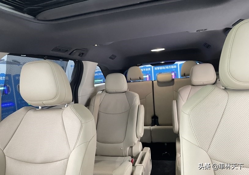 到店体验丰田埃尔法,到店体验实车谈谈感受