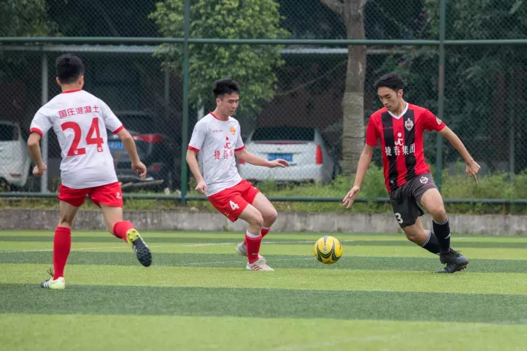 福州米兰：天不生罗森内里，足球万古如长夜