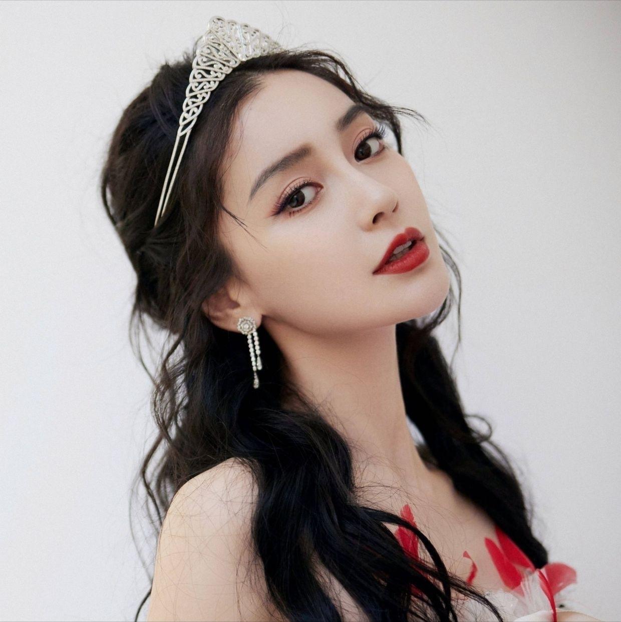 为什么清华美院热衷于眯眯眼,央视评清华大学美院眯眯眼