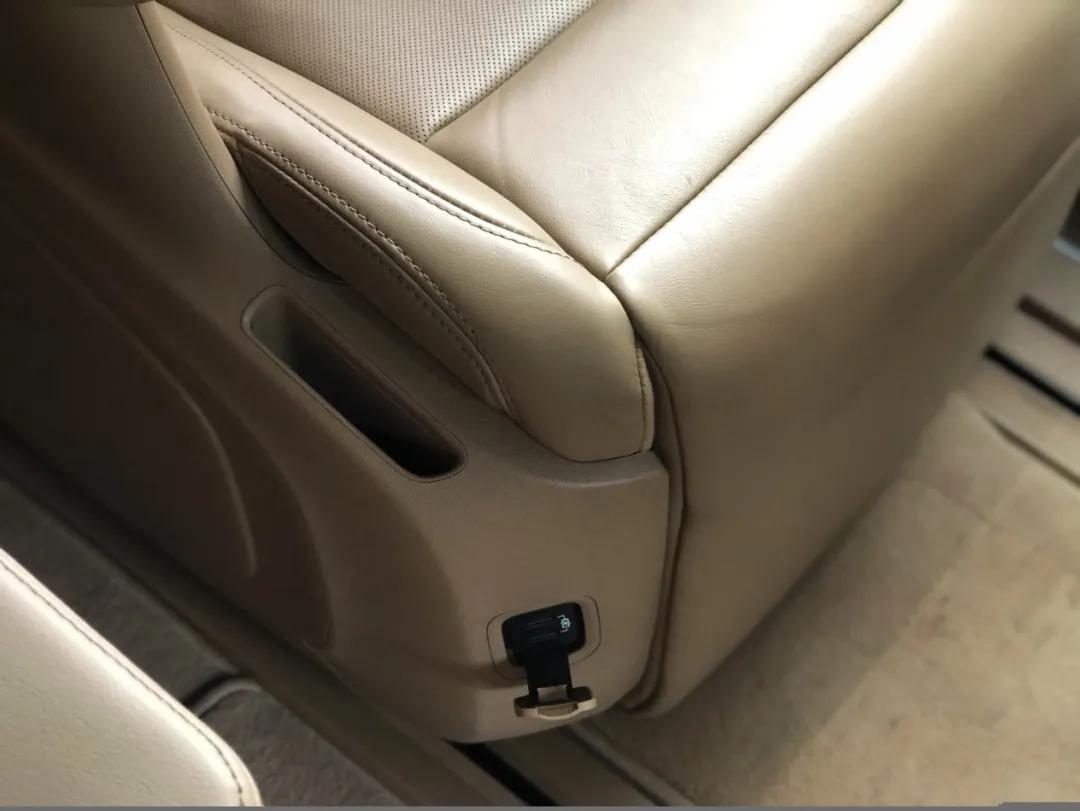 新款gl8es陆尊顶配,别克gl8es陆尊653t豪华版