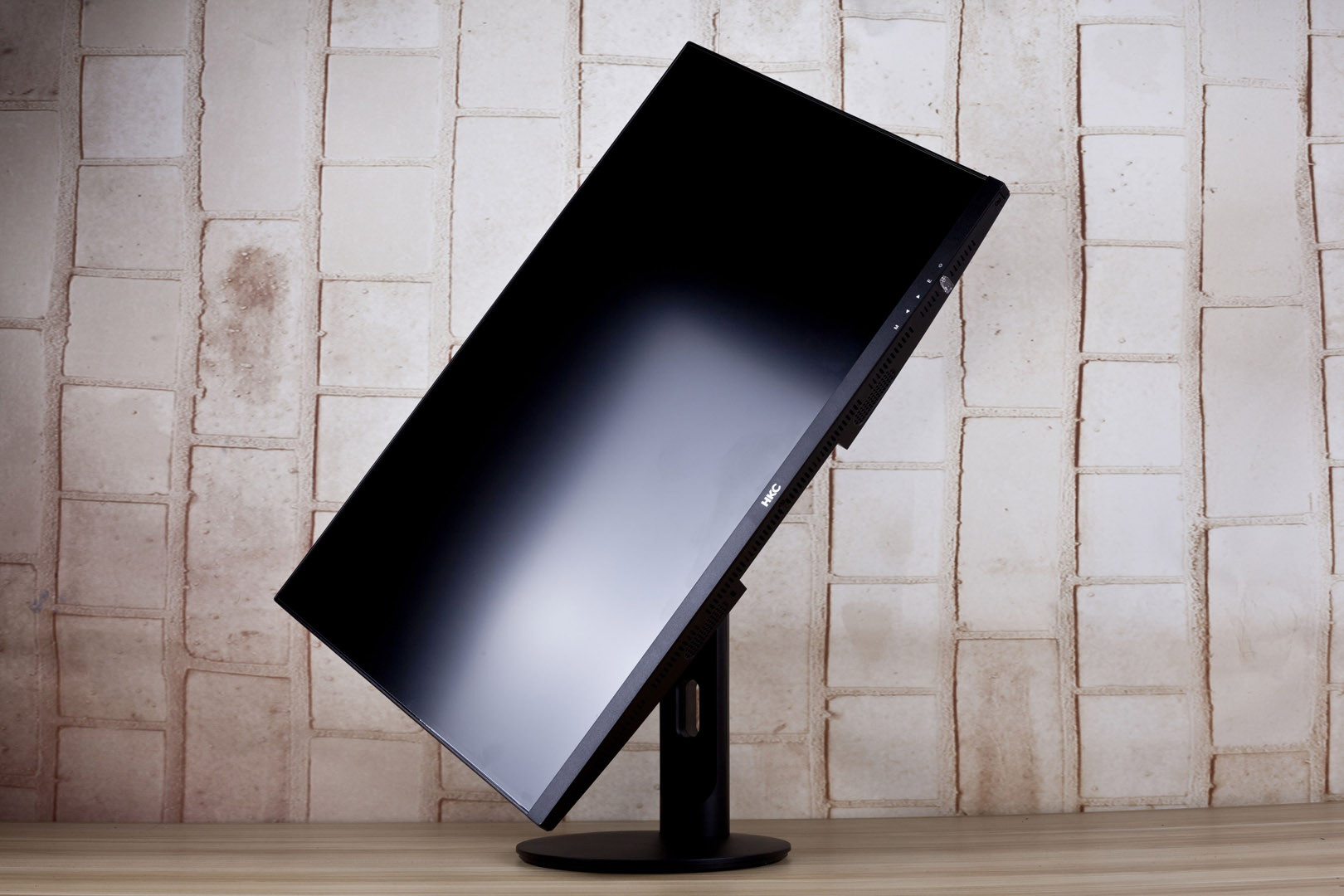 ips技术和ips面板哪个更好,ips面板和tn面板有什么区别