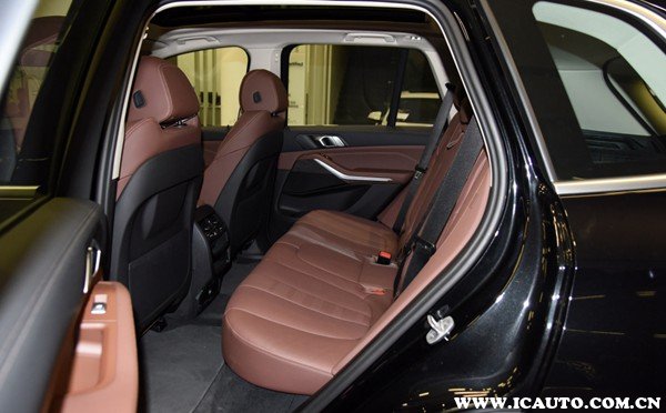 最新宝马x5值得拥有吗,宝马X5到底好在哪里