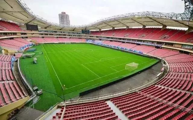 疯狂刷屏！夜晚24:00的上海街头，藏着另一幅面孔…