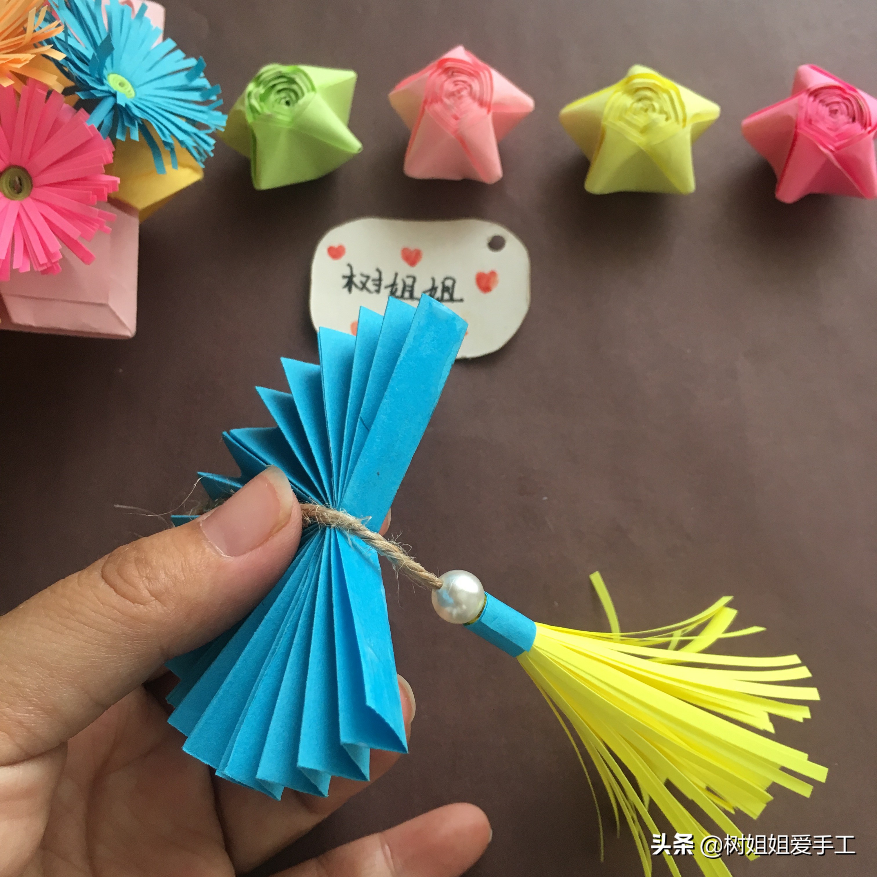 折纸灯笼上的装饰品,春节折纸挂件灯笼