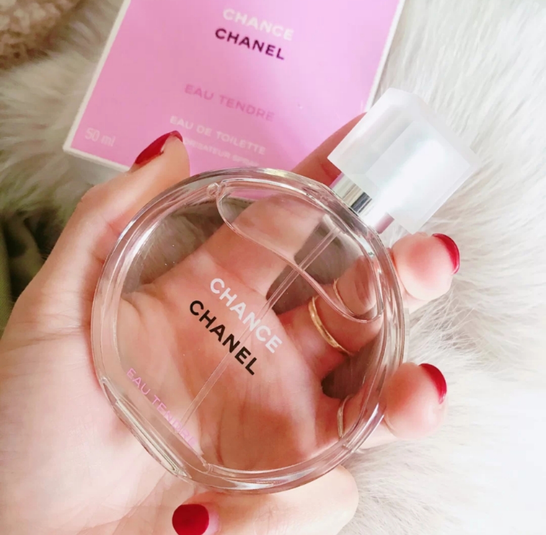 好闻持久又不贵的几款香水推荐,什么香水好闻持久女生