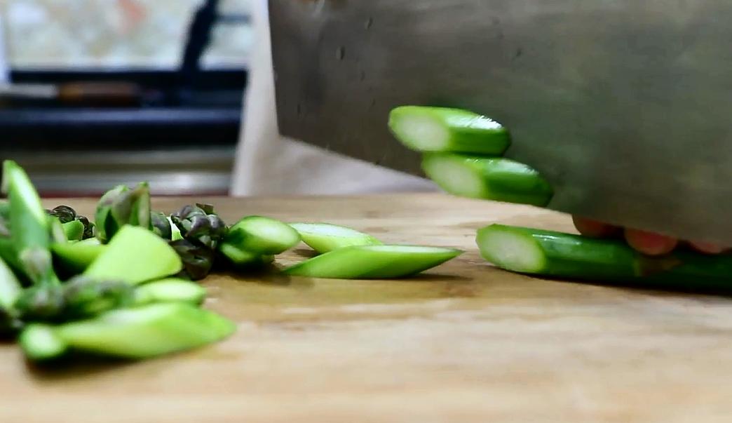 孕中期食谱芦笋怎么做,芦笋大虾做法大全家常