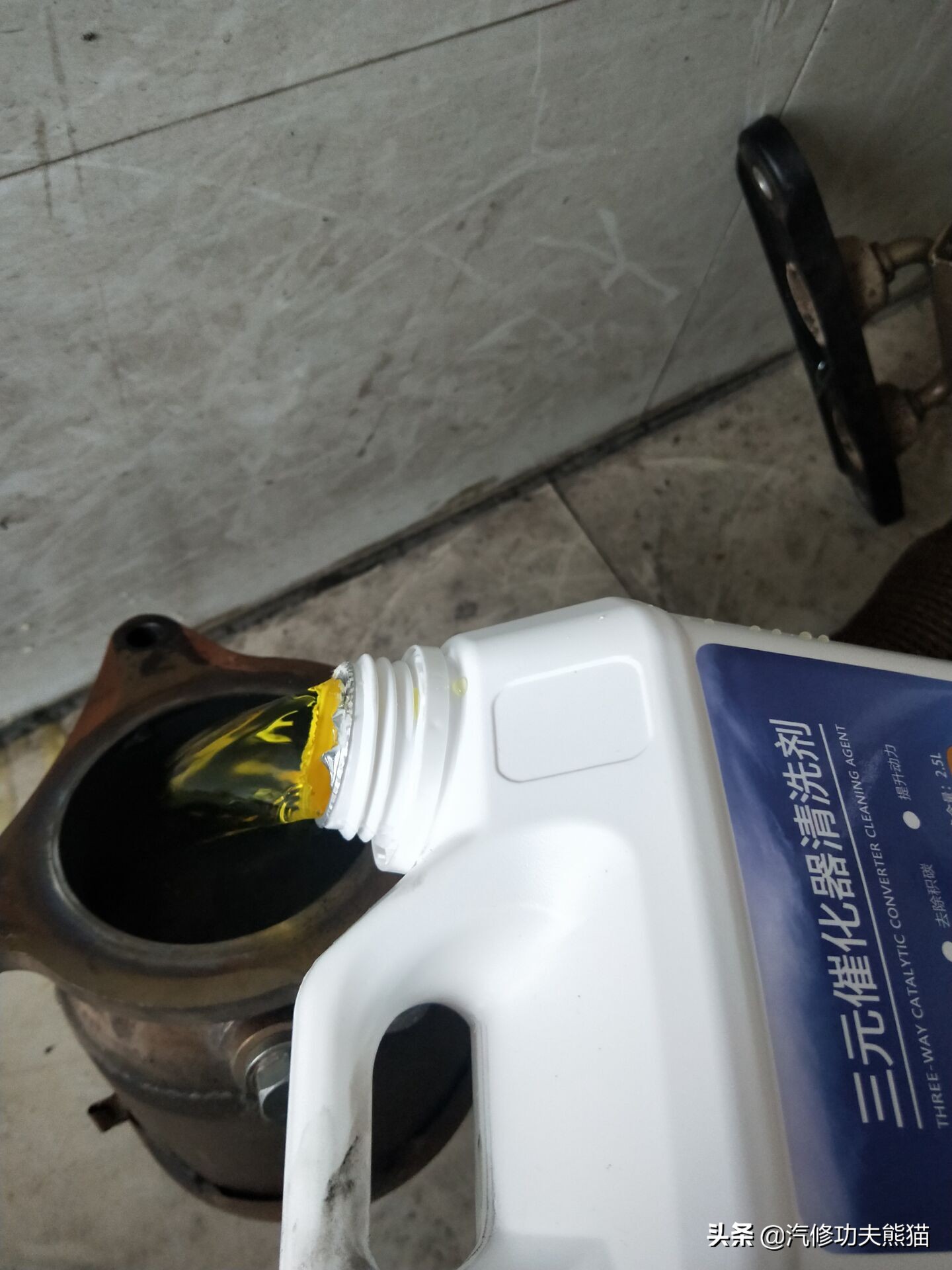 奥迪q3治理烧机油,奥迪q3烧机油多少公里正常