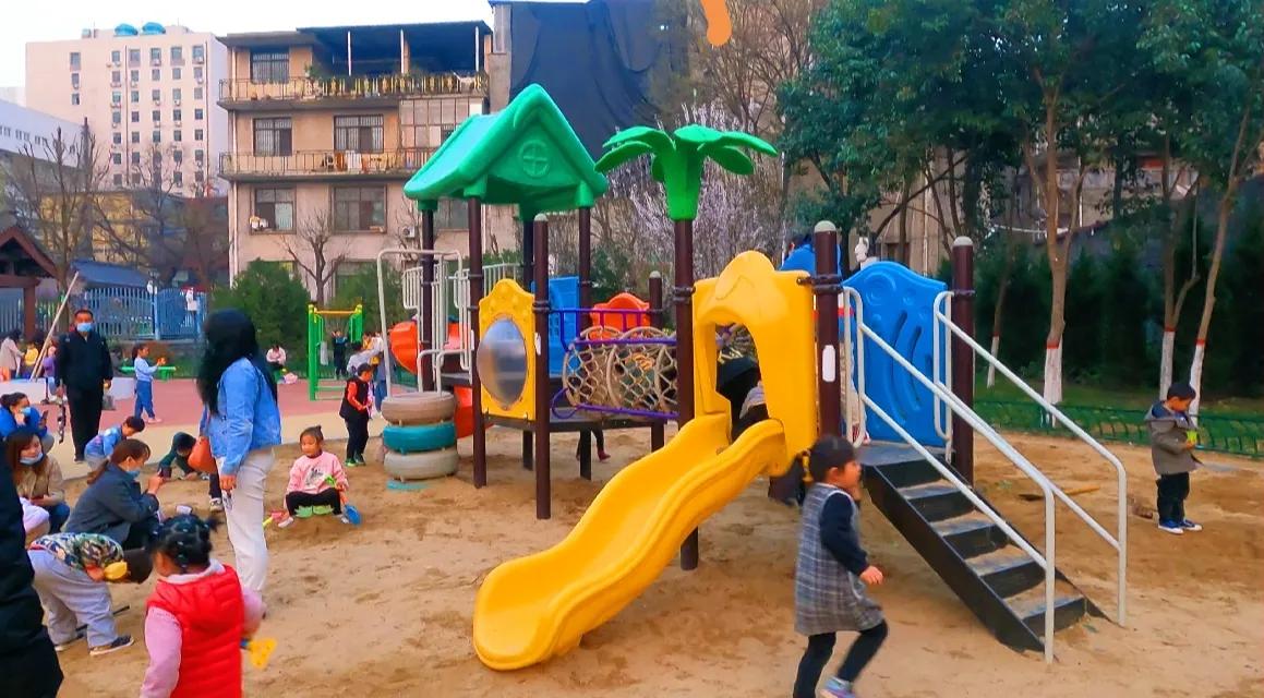 西安莲湖公园要门票吗,西安莲湖公园历史