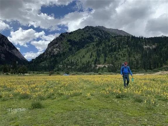 8月格聂c线,8月走格聂南线穿什么