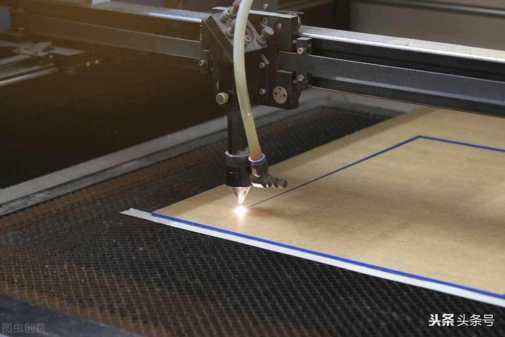 雕刻机切割气嘴,雕刻机介绍视频