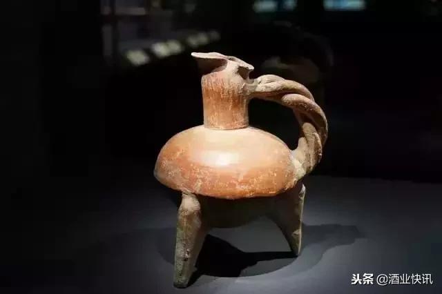 仰韶出土了大量彩陶,仰韶文化彩陶纹样书籍