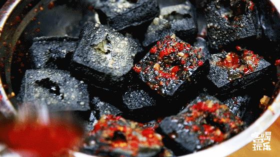 长沙美食全攻略你吃过哪些,长沙吃货必去的5条美食街推荐