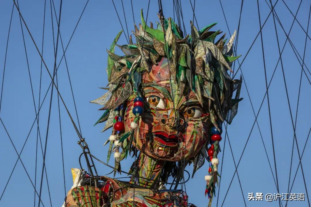 魔幻东奥：吃福岛食材，挂恐怖人头……网友：他们疯了还是我疯了