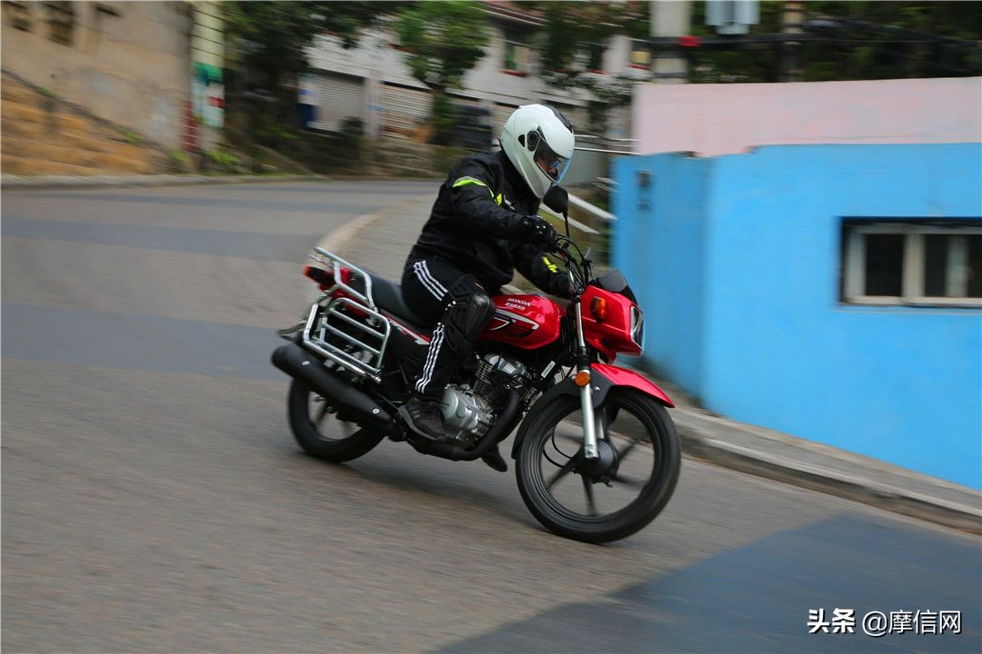 新大洲本田战龙150摩托车怎么样,新大洲本田战龙150电喷的质量如何