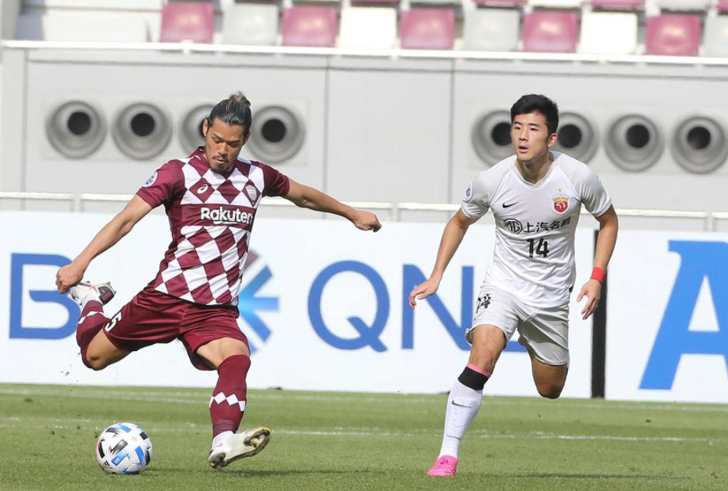 伊涅斯塔评价西班牙中场,伊涅斯塔评价梅西是最好的球员